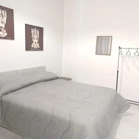La Casa Di Gabry Pensión Palermo